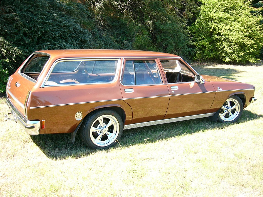 Holden HQ on Cragar SS