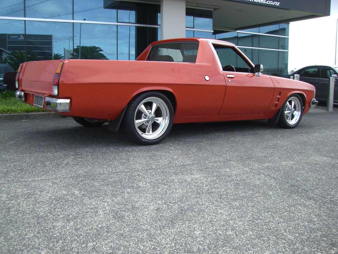 Holden WB on Crager SS