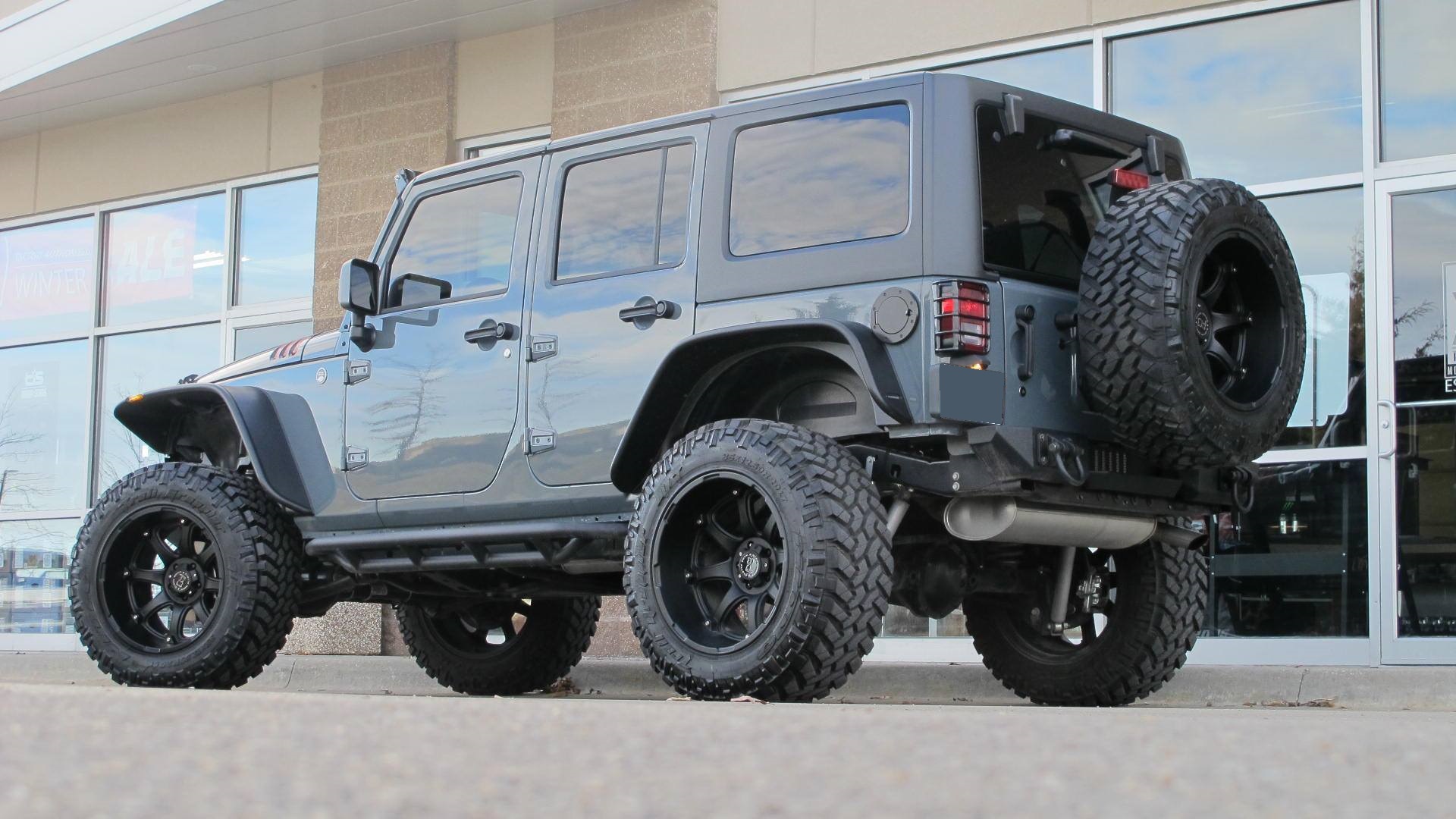 Jeep Wrangler on Black Rhino Glamis