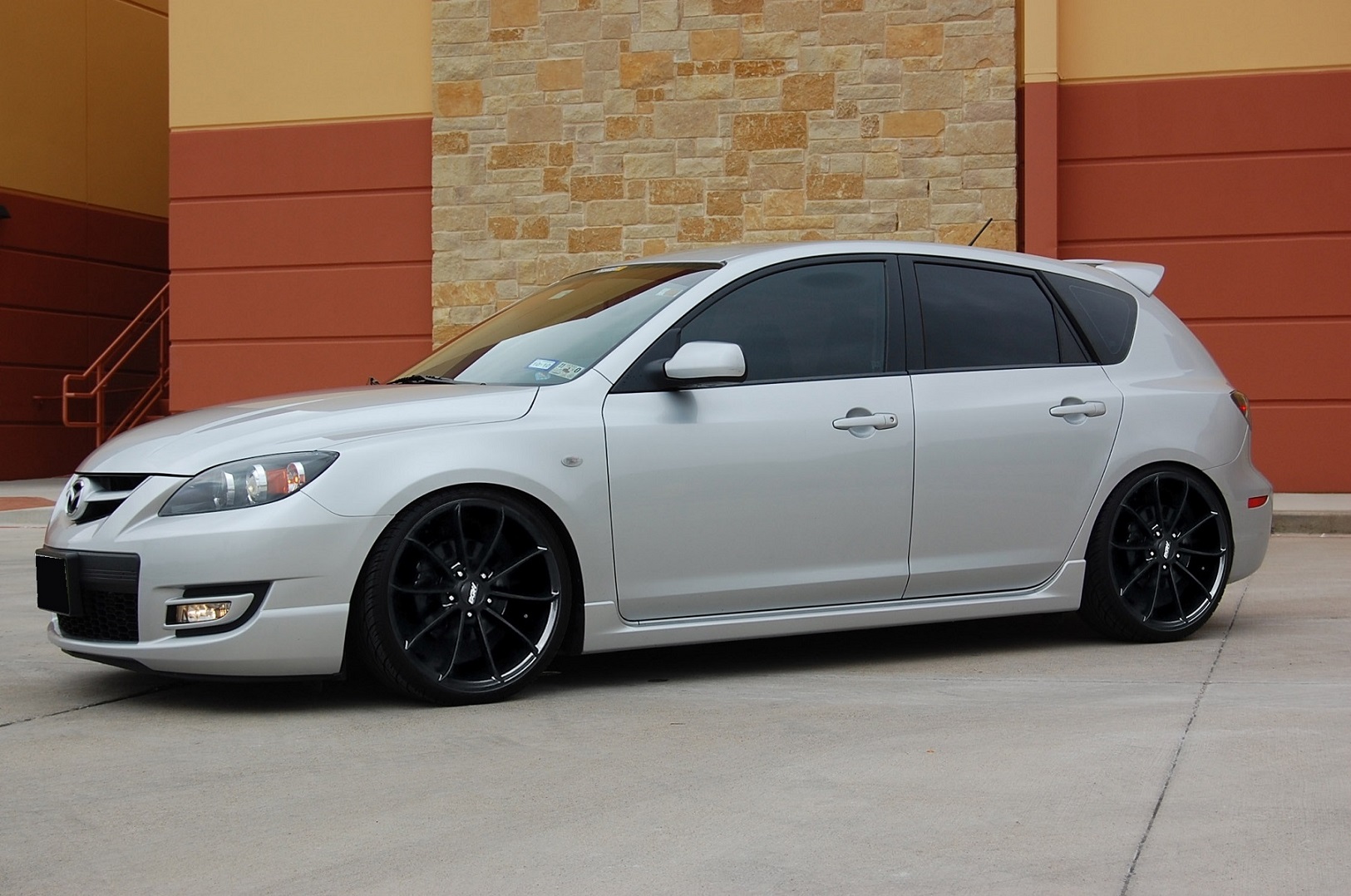 Mazda 3 on BGW Titan