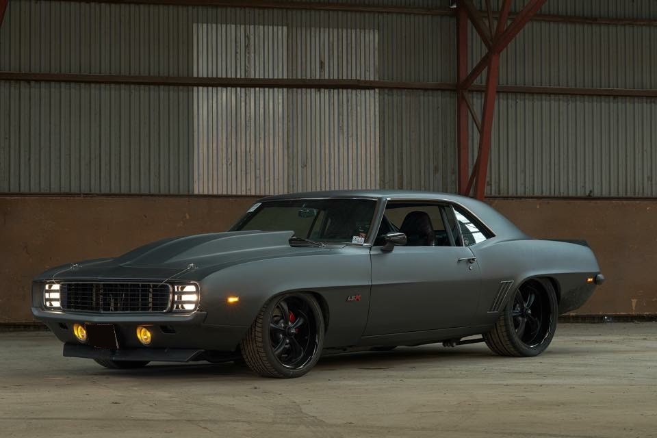 Chev Camaro Ridler 695 custom black