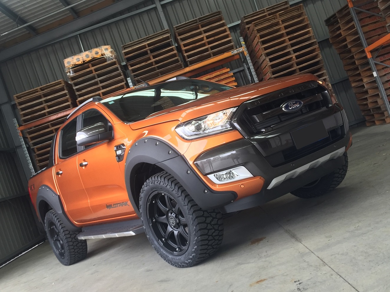 Ford Ranger on Black Rhino Glamis 275-55R20 AMP AT