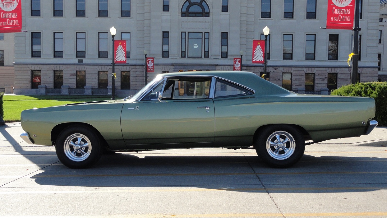 Plymouth GTX on Cragar S/S
