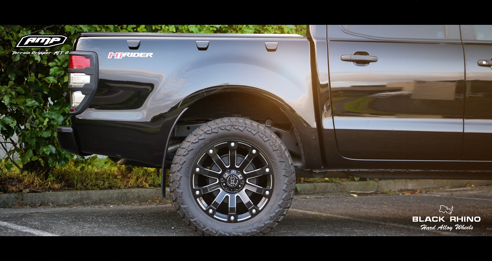 Ford Ranger Black Rhino Selkirk 305/55R20 AMP AT