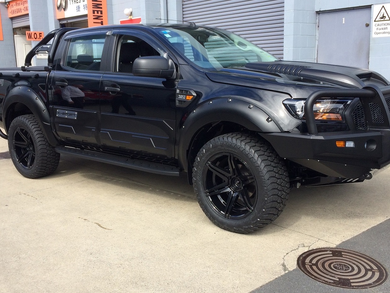 Ford Ranger on BGW Tempest & 275/55R20 AMP AT
