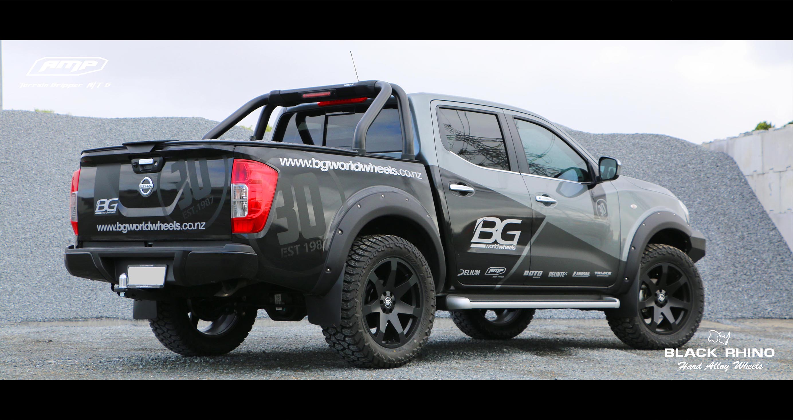 Navara Black Rhino Mozambique 285/55R20 AMP