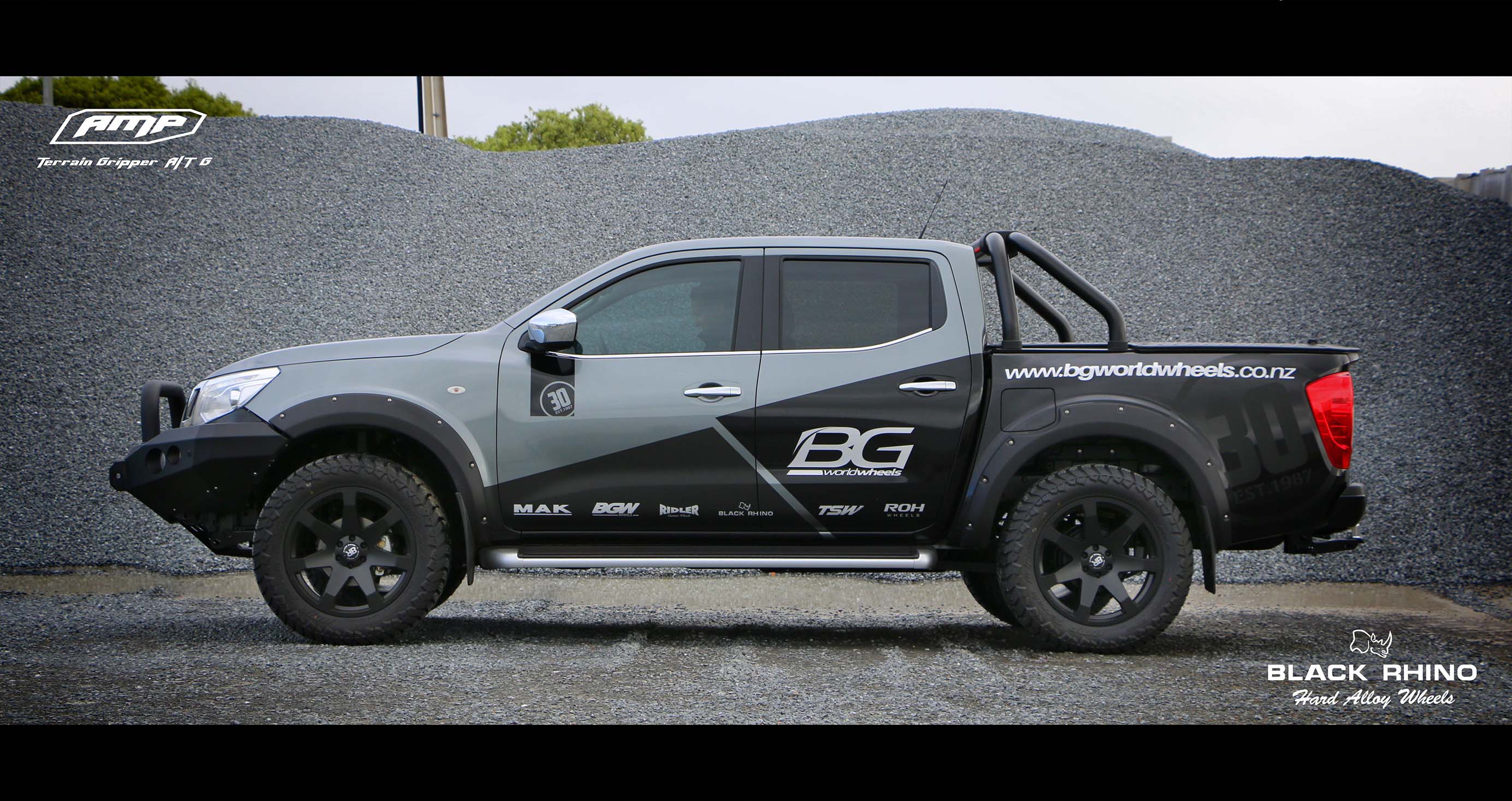 Navara Black Rhino Mozambique 285/55R20 AMP