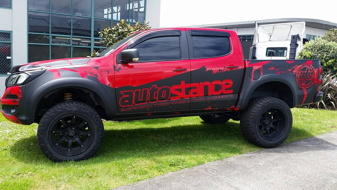 Holden Colorado on Black Rhino Glamis & AMP A/T