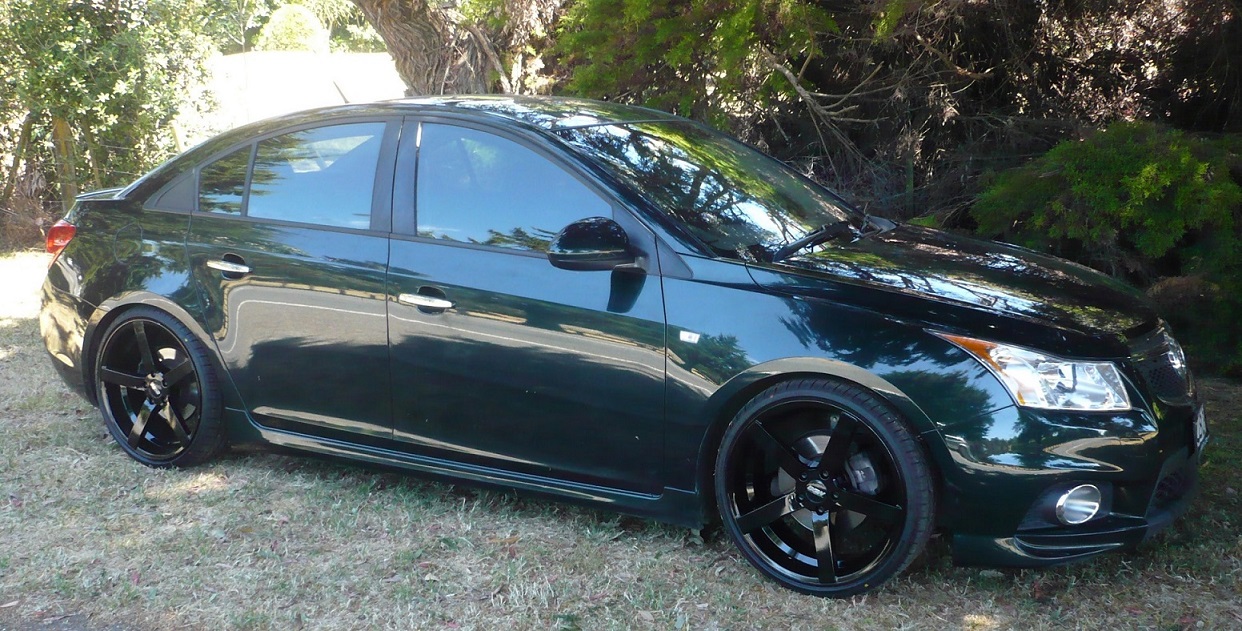 Holden Cruze on BGW Torque