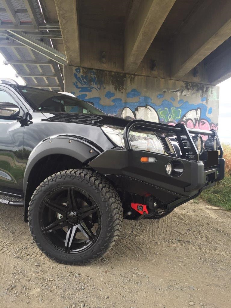 Nissan NP300 on BGW Tempest & AMP A/T