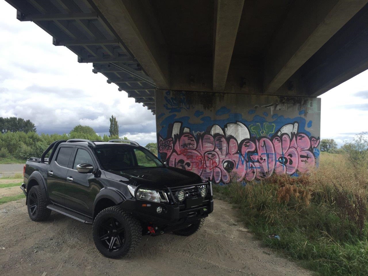 Nissan NP300 on BGW Tempest & AMP A/T