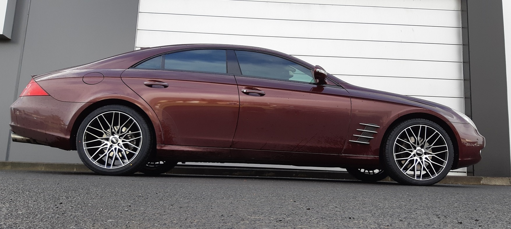 Mercedes CLS on BGW Matador