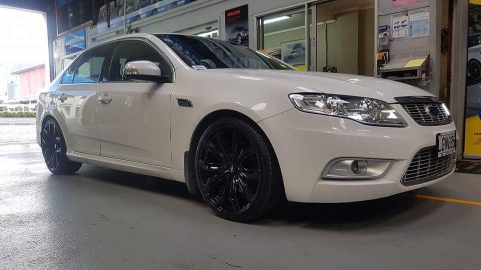 Ford Falcon on BGW Black Widow