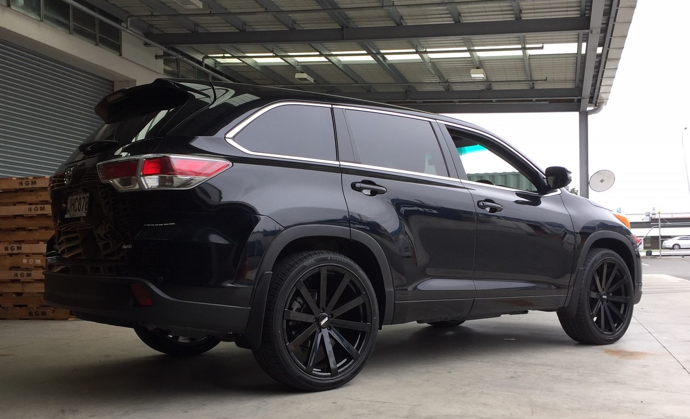Toyota Highlander on BGW VM12