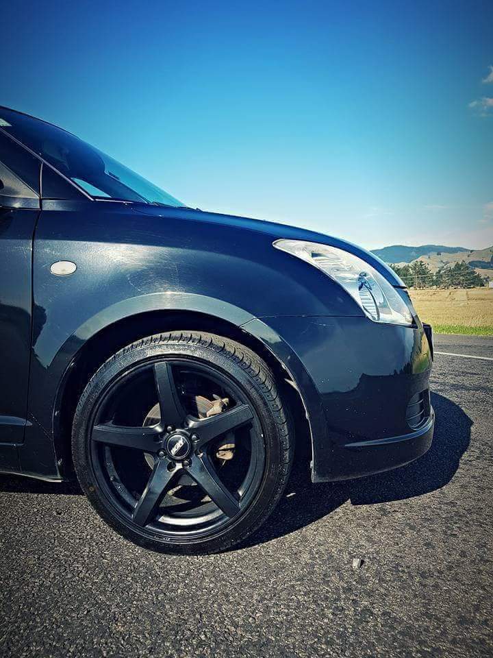 Suzuki Swift on BGW Apex