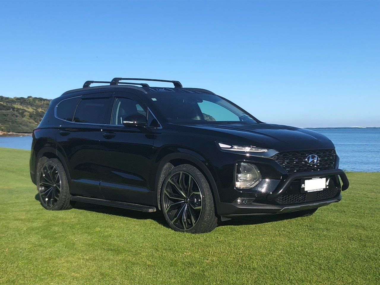 Hyundai Santa Fe on BGW Black Widow