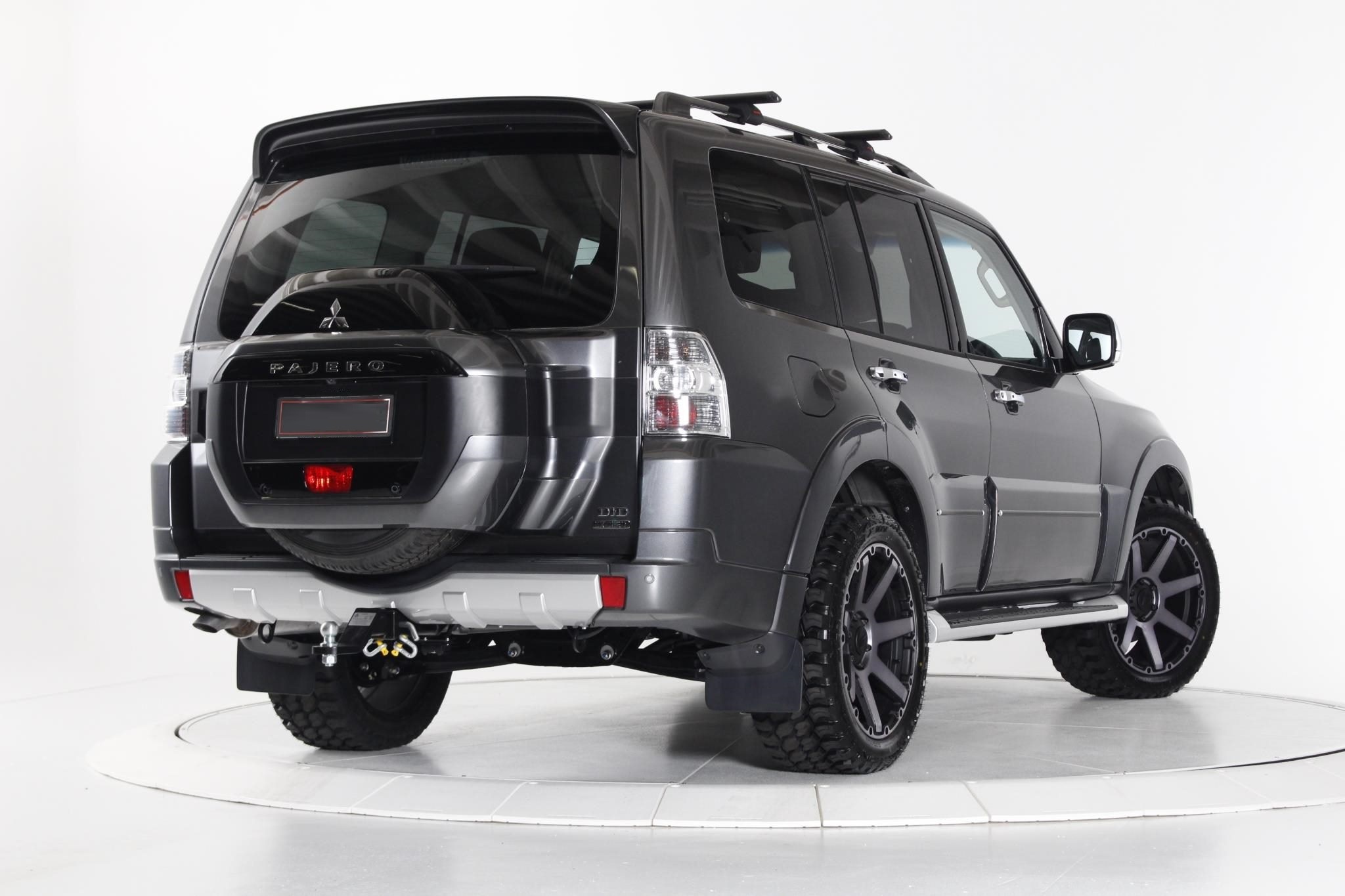 Mitsubishi Pajero on BGW Vader