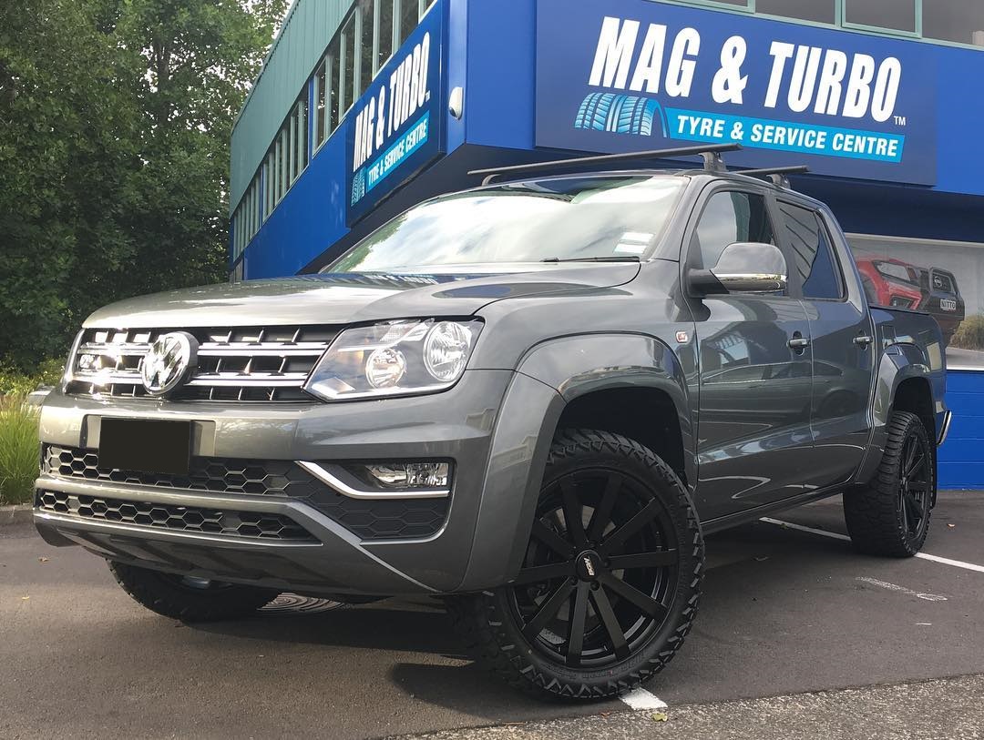 VW Amarok on BGW VM12 with AMP Tyres
