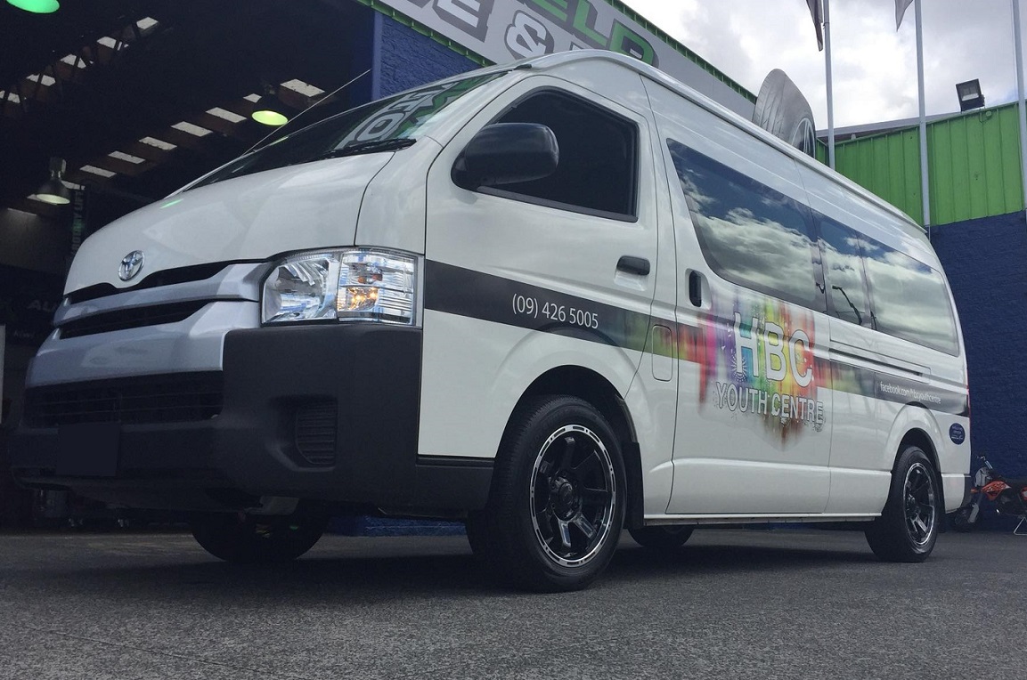 Toyota Hiace on BGW Bandit