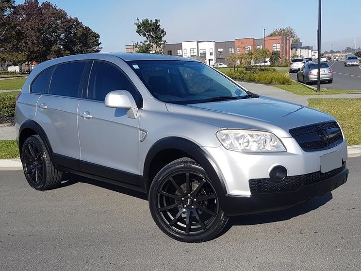 Holden Captiva on BGW Pursuit