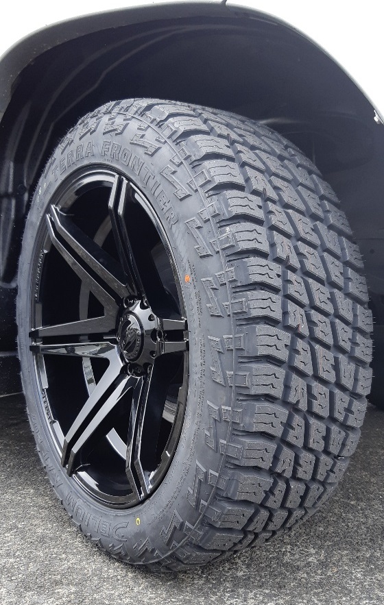 TOYOTA LANDCRUISER PRADO ON BGW TEMPEST