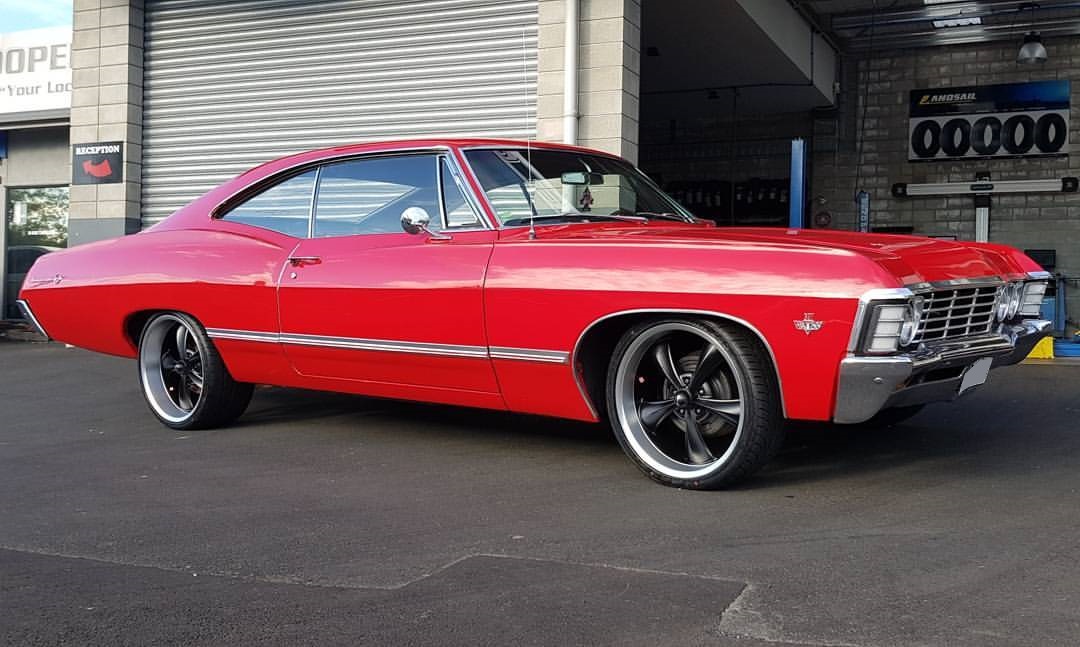 Chev Impala on Ridler R695