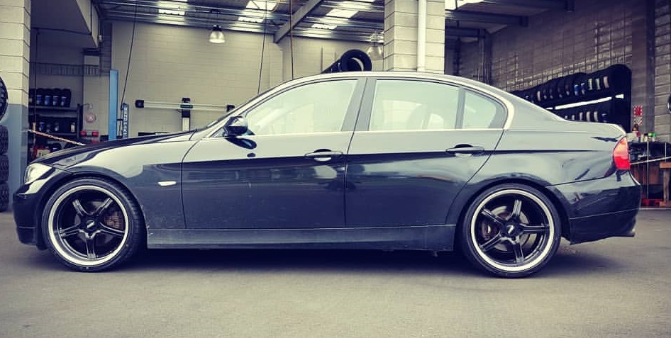BMW 3 Series on BGW Rampage