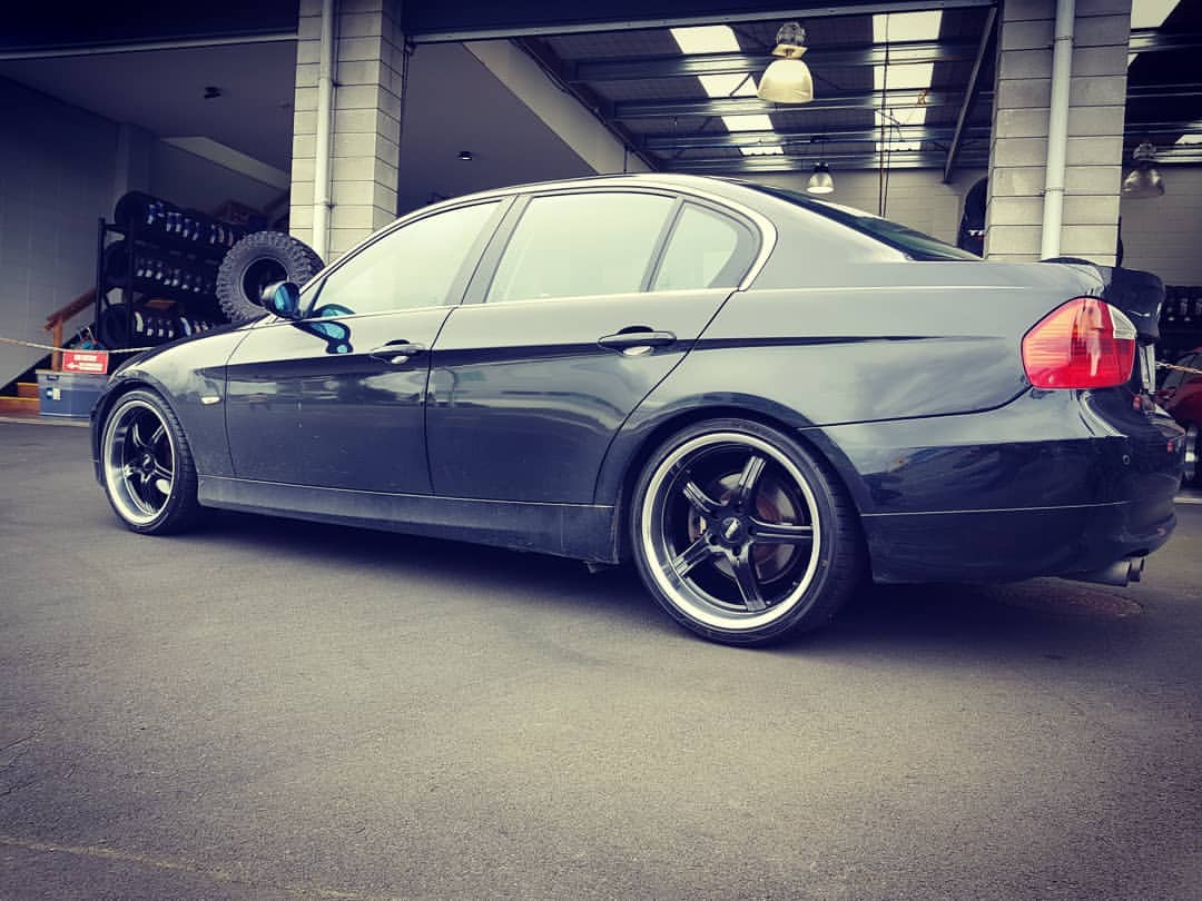 BMW 3 Series on BGW Rampage