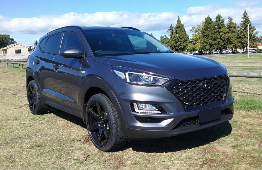 Hyundai Tucson on BGW Cartel