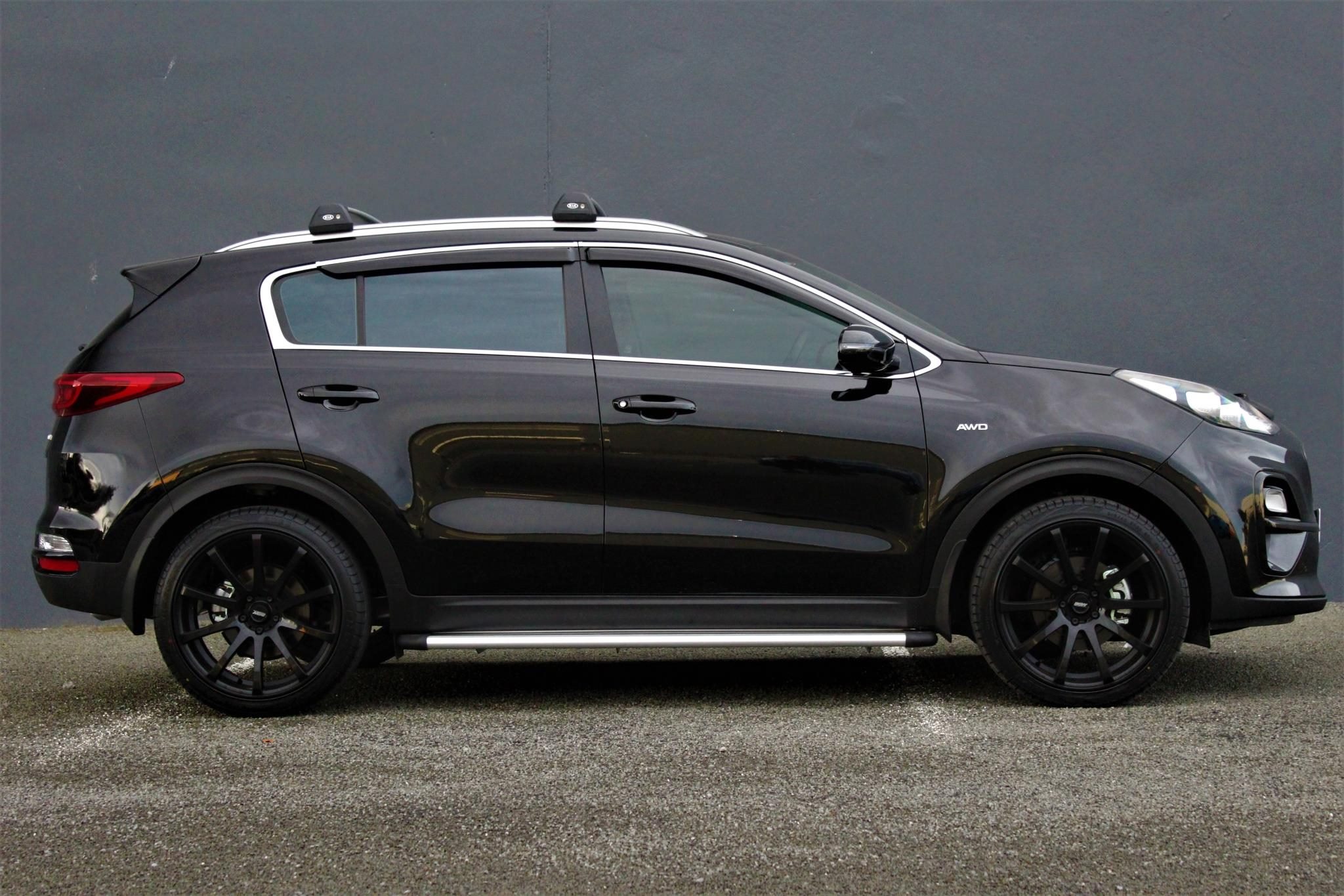 Kia Sportage on BGW Pursuit