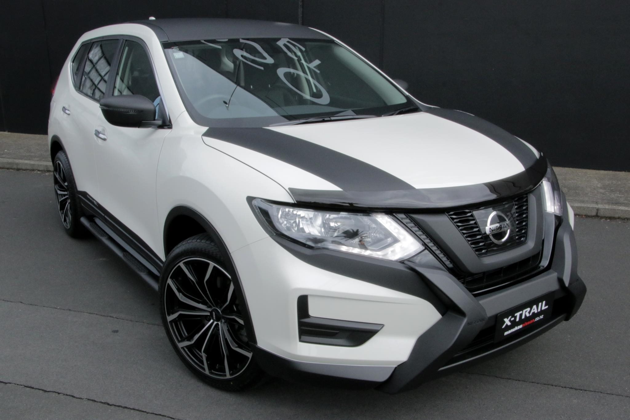 Nissan X-Trail on BGW Black Widow