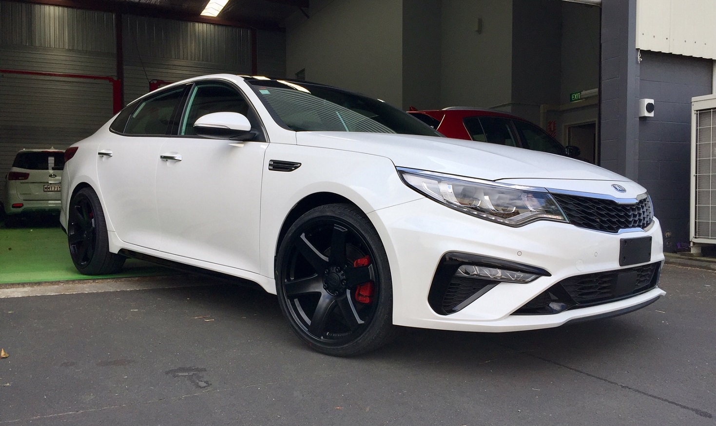 Kia Optima GT on BGW Beast