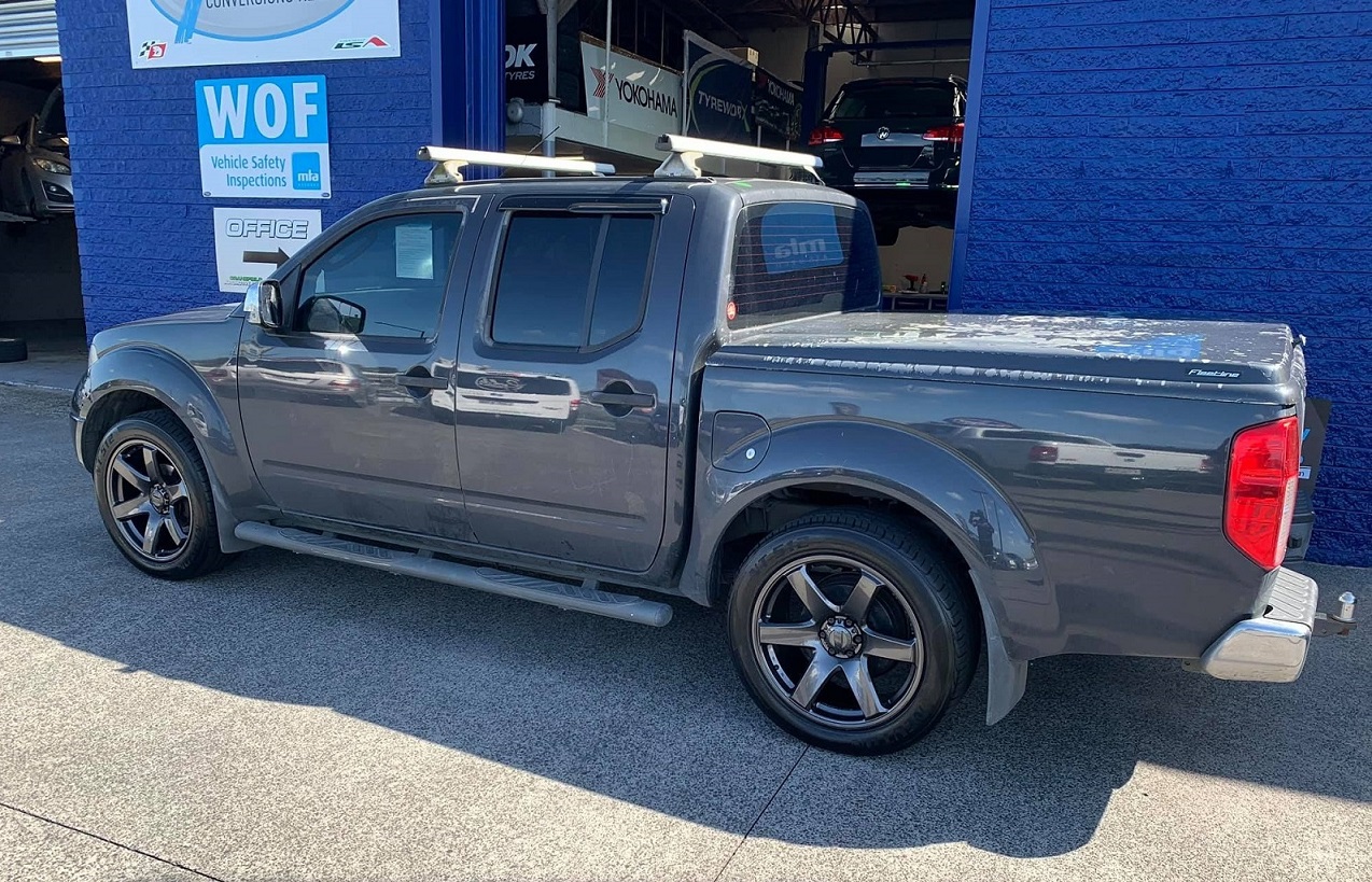 Nissan Navara D40 on BGW Beast