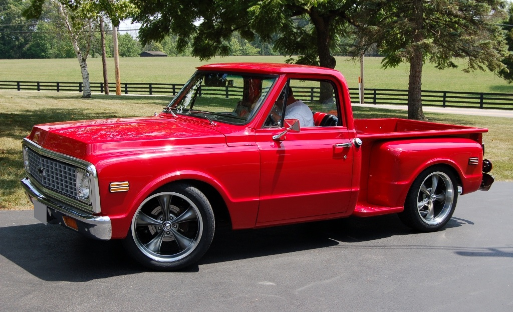 Chev Pickup on Ridler R695