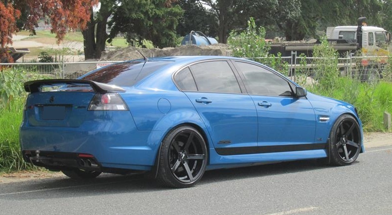 Holden Commodore VE on BGW Torque