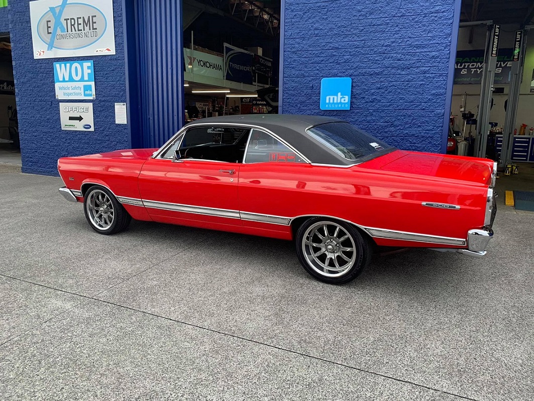 Ford Fairlane on Ridler R650
