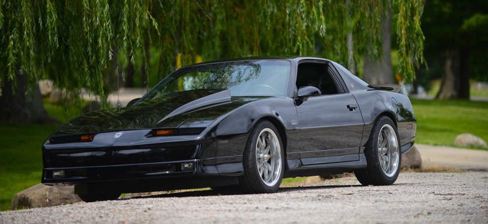 Pontiac Firebird (1987)on Ridler R650