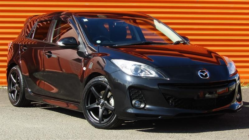 Mazda Axela on BGW Apex