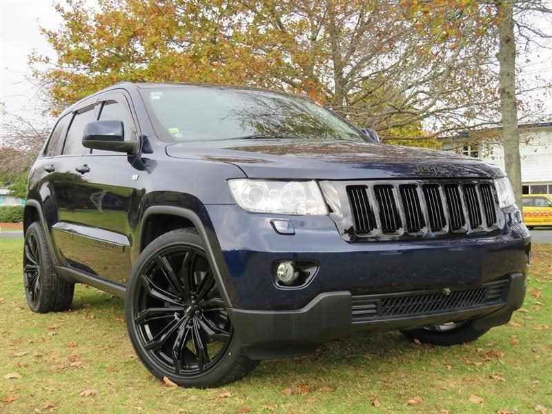 Jeep Grand Cherokee on BGW Black Widow