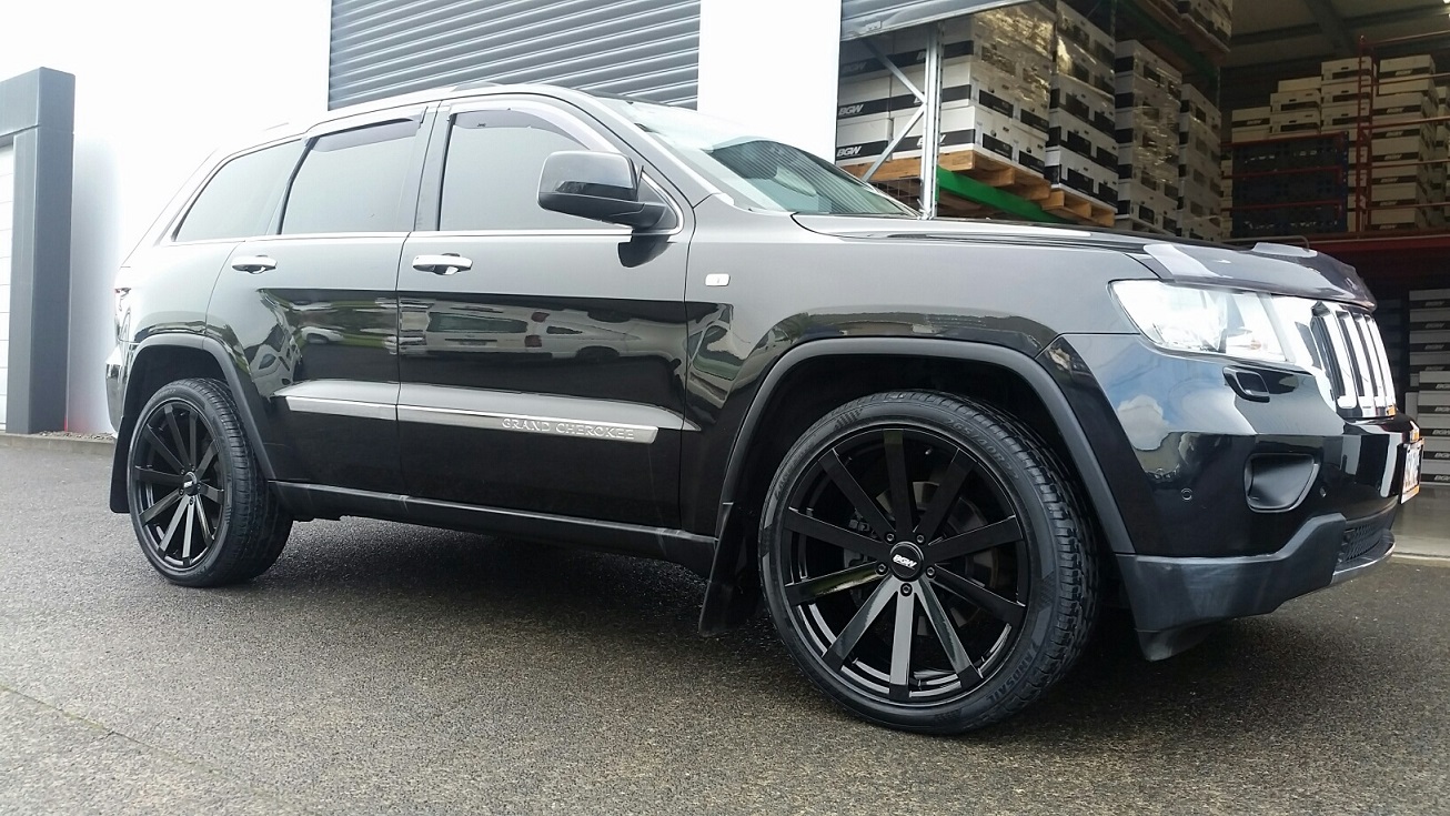 Jeep Grand Cherokee on BGW VM12