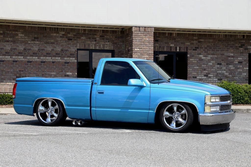 Chev C10 on Ridler R695 chrome