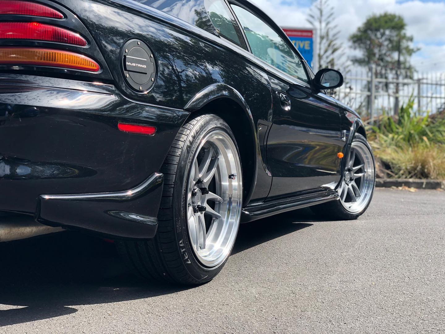 Ford Mustang Mustang on BGW DC Emotion 5