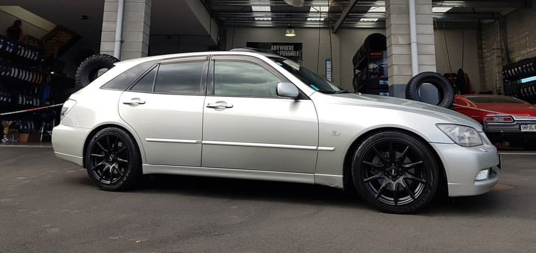 Toyota Altezza on BGW Ratchet