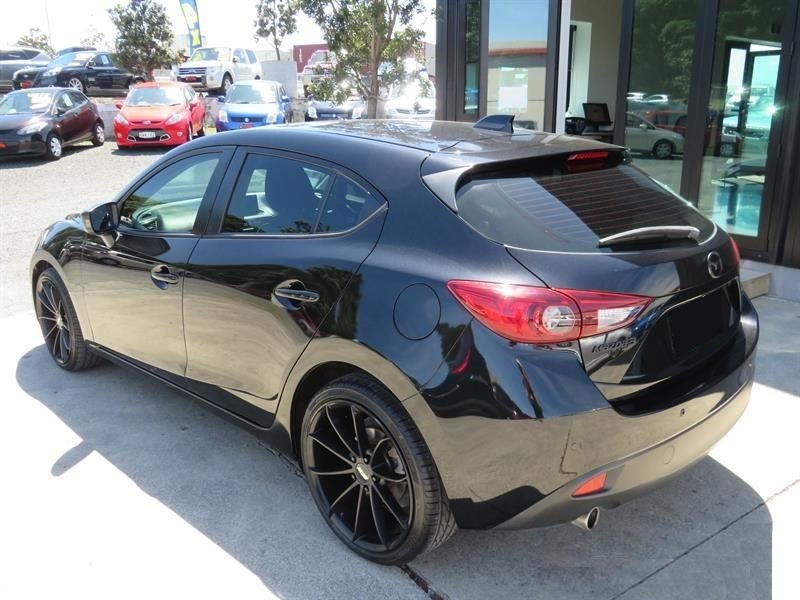 Mazda 3 on BGW Titan