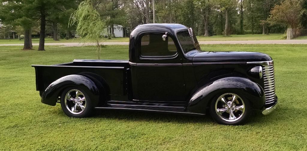 Ford Pick Up on Ridler R695