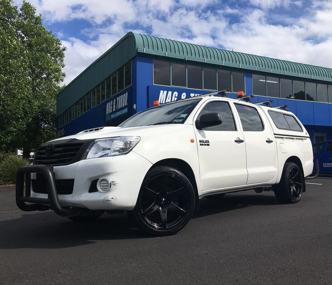 Toyota Hilux 2WD on BGW Cartel