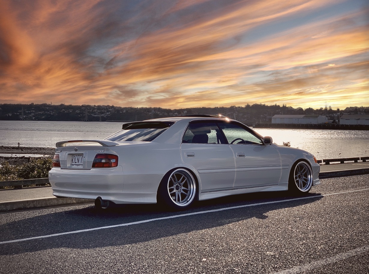 Toyota Chaser on BGW DC Emotion 5