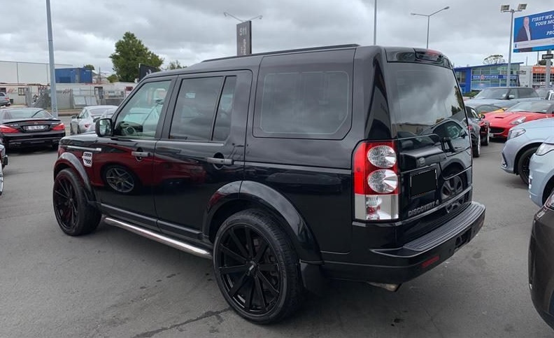 Land Rover Discovery 4 on BGW VM12