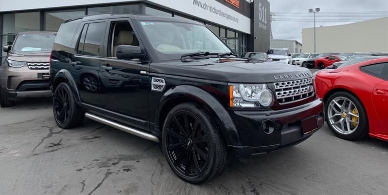 Land Rover Discovery 4 on BGW VM12