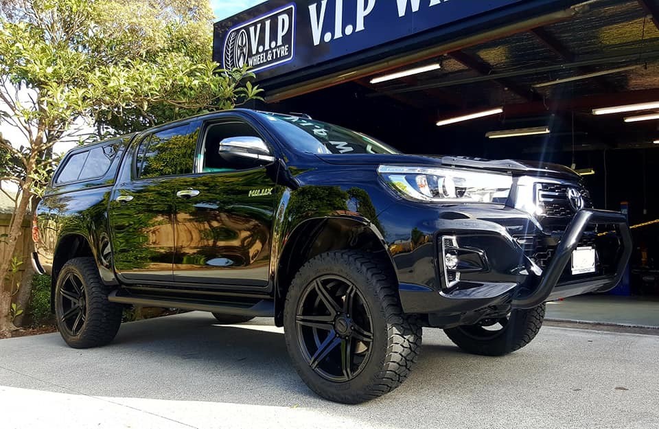 Toyota Hilux on BGW Tempest with AMP Tyres